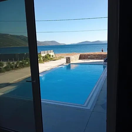 Сasa de vacaciones Almira Seaside *